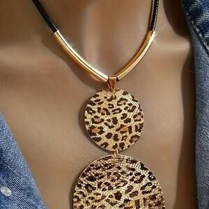 NEW Statement Gold Leopard Big Circle Pendant